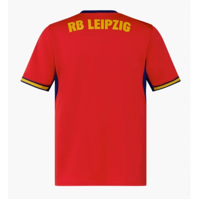 Køb RB Leipzig 2026/27 Udebanetrøje Herre – rød Kortærmet Fodboldtrøje på nettet 2 Køb RB Leipzig 2026/27 Udebanetrøje Herre – rød Kortærmet Fodboldtrøje 2