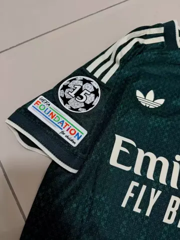 Real Madrid Udebanetrøje 2026-27