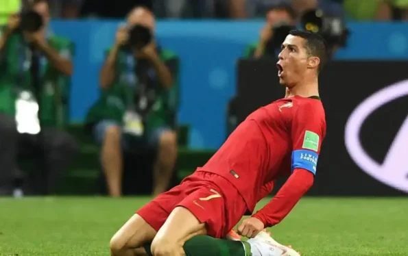 Messi mod Cristiano Ronaldo: Den afgørende forskel på de to "superstjerner" Messi mod Cristiano Ronaldo: Den afgørende forskel på de to "superstjerner"